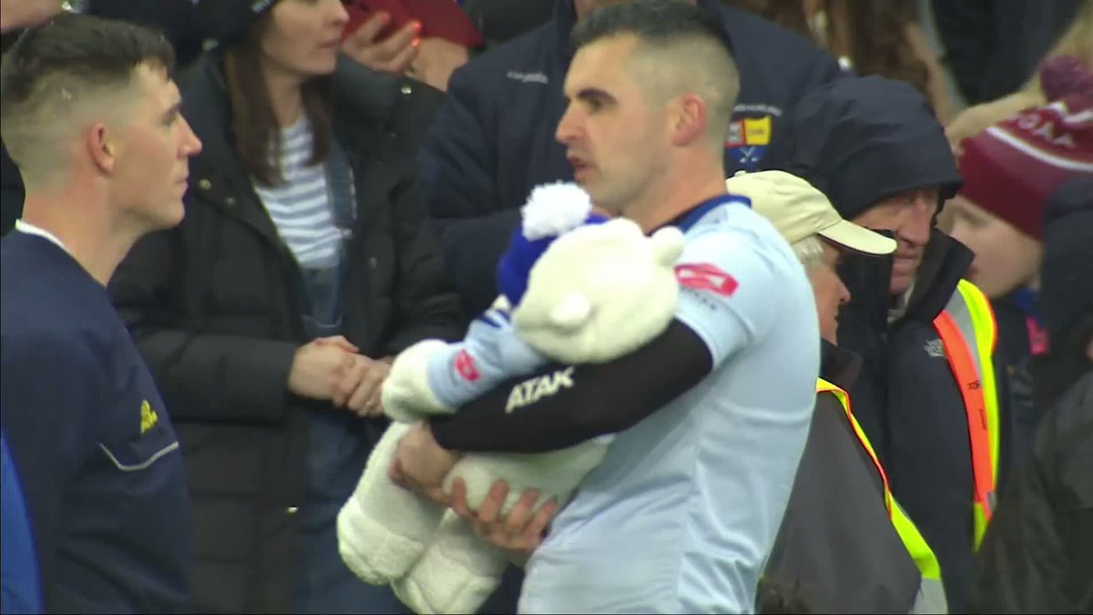 Pictiúr ó twitter.com